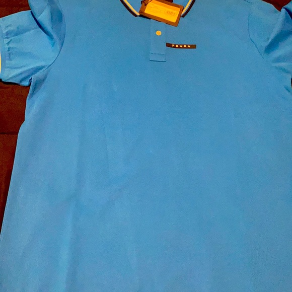 Prada - Picture 4 of 7